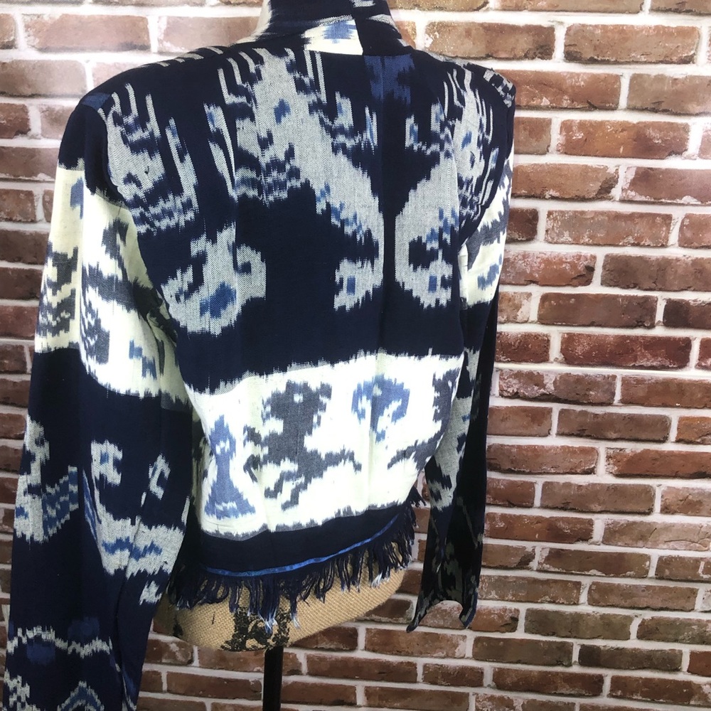 Fringe waist length jacket - Picture 3 of 10